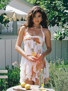 Vestido Curto com Estampa Floral - Bella